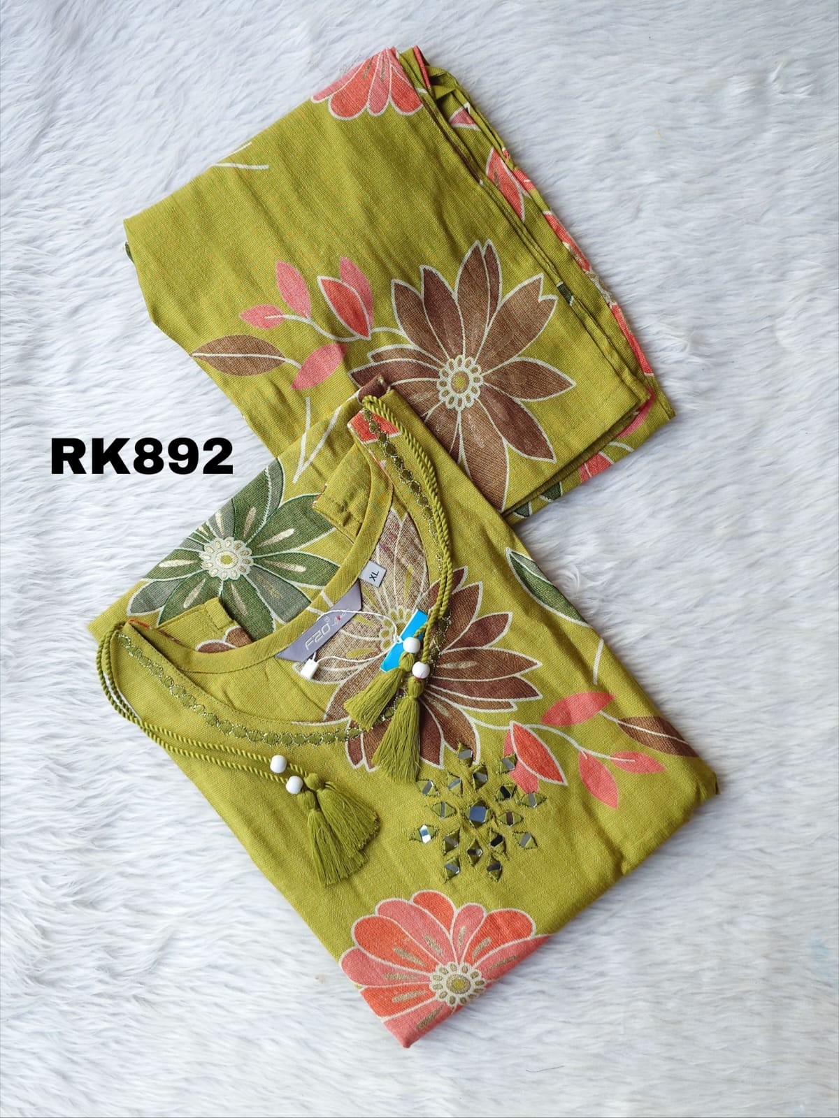98eb1ffb-73eb-4b5a-91b6-20e5ea8433f5
