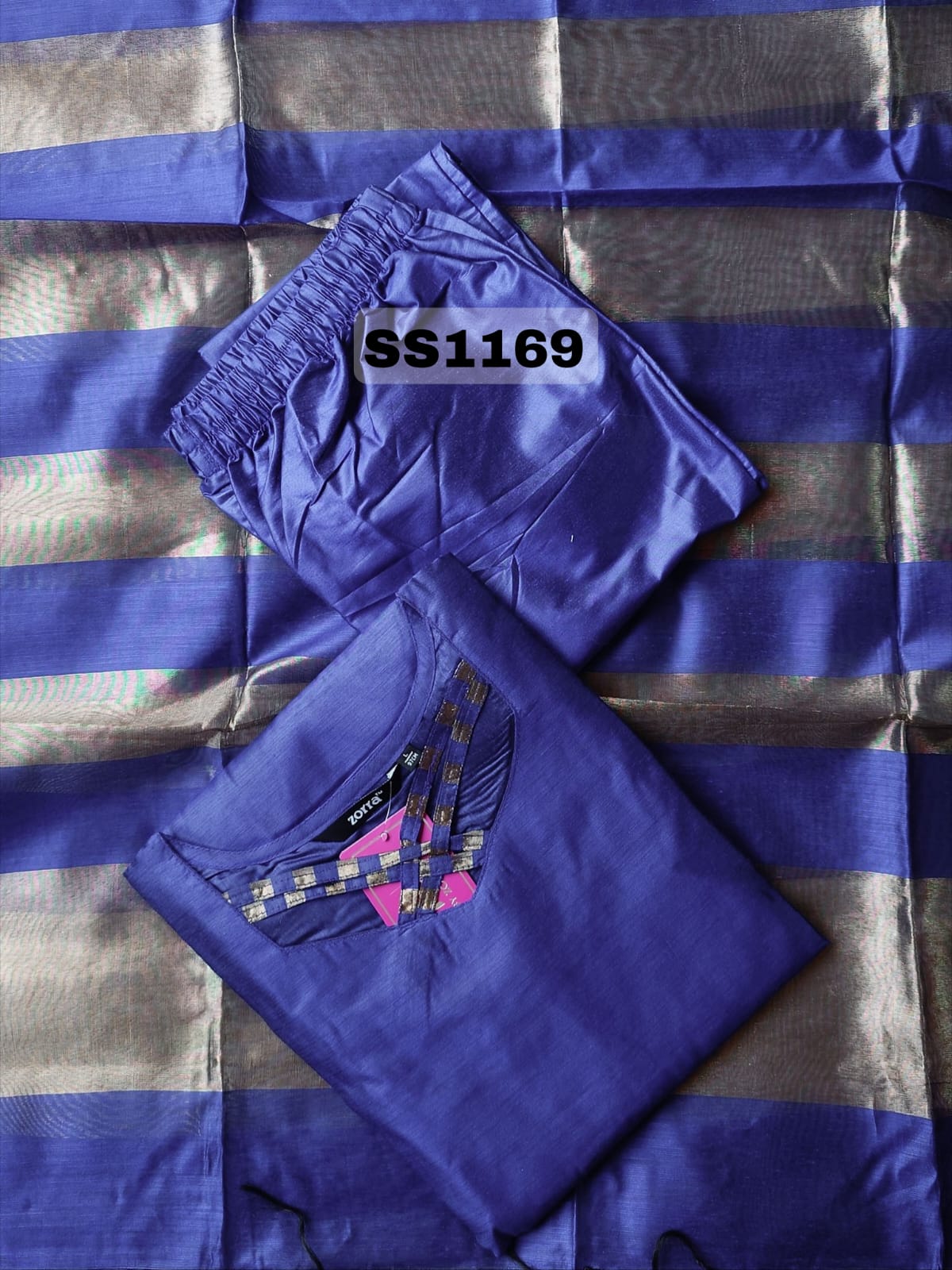 a94d99ee-49c3-48c2-86ef-ae8f8ce417b1